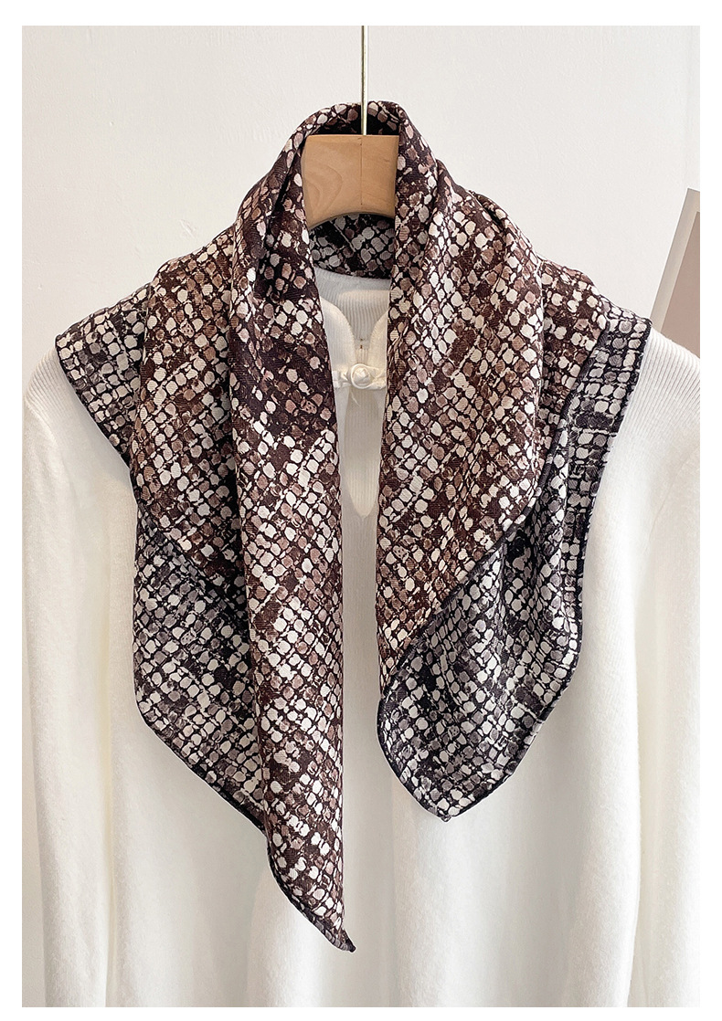Scarf Silk Square - Écharpes pour femmes en laine 70%